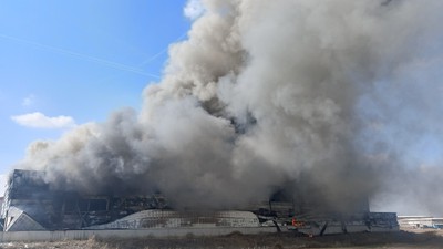 Ankara'da yatak fabrikasında yangın