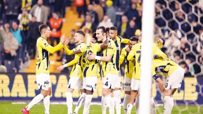 Fenerbahçe atıyor, yemiyor; zirveye yürüyor!