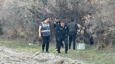 Polis boş arazide 3 kişiyi baygın, 1 kişi ölü halde buldu