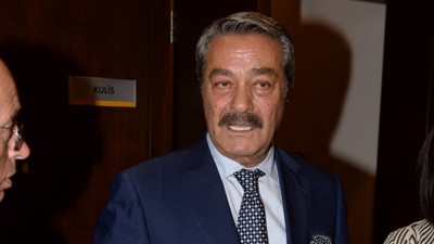 Sanatçı dostları Kadir İnanır'ı ziyarete gitti: Son hali ortaya çıktı