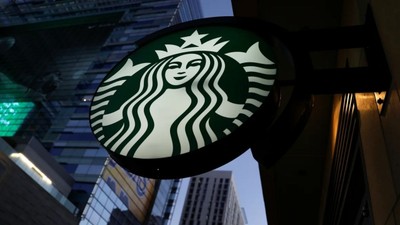 Kahveden yanan kuryeye Strabucks'tan dudak uçuklatan tamiznat