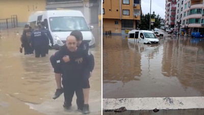 Adana'yı sağanak vurdu: Öğrenci servisi su birikintisinde mahsur kaldı