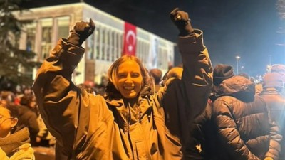 Didem Soydan, İmamoğlu için tepki gösterdi: Saraçhane'ye gitti