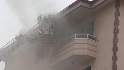 Bolu'da bulaşık makinesinden yangın çıktı