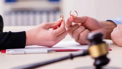 Boşanma davası açtı, eşyalarını mahkeme kararıyla aldı