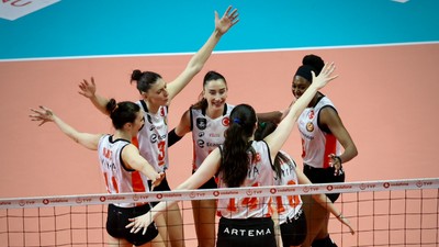 Eczacıbaşı, Galatasaray'ı devirdi, CEV Şampiyonlar Ligi bileti aldı