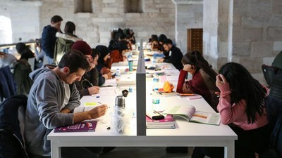 Özel üniversitelerin fahiş zammına yargı freni