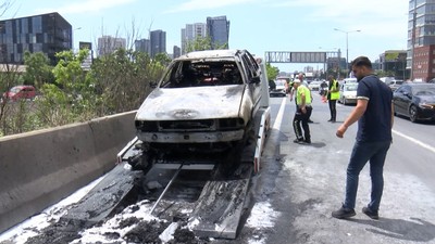 İstanbul'da trafik durma noktasına geldi: Yangın tüpleri boş çıktı, mikserin suyu yetmedi