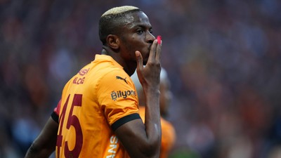 Osimhen son kararını verdi: Yeni takımında servet kazanacak