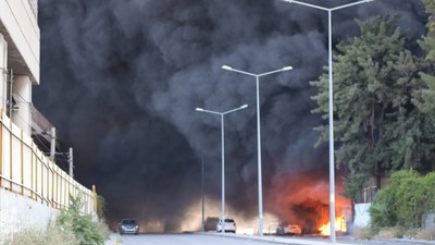 Fabrikada başlayan yangın hastaneye sıçradı