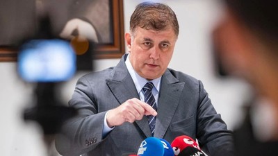 İzmir'de gerilim sürüyor: Cemil Tugay'dan 'üzülüyorum' çıkışı