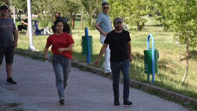 Belgeleri karıştırdı, sınava alınmadı
