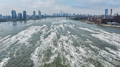 Milyon dolarlık konutlar kapış kapış gitti