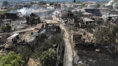 Çanakkale'de yangın söndü, hasar büyük