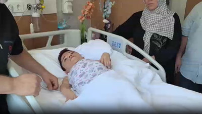 24 kilo kadından 3 kilo kist çıkarıldı