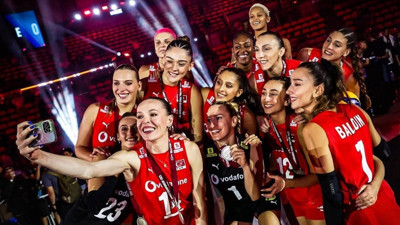 Eda Erdem: Türk voleybolu adına çok büyük bir iş çıkardık