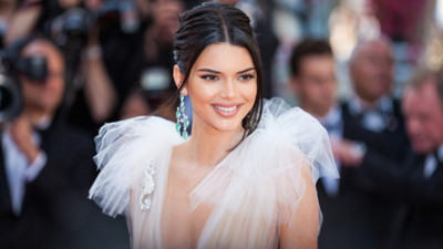 Kendall Jenner’dan Kürk Mantolu Madonna sürprizi