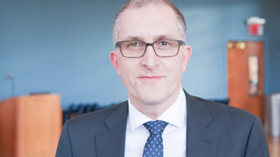 Tylenol-otizm tartışmasında yeni perde: Harvard dekanı 150 bin dolar almış