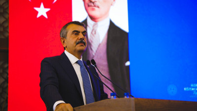 Milli Eğitim Bakanı öğretmenlere sitem etti: Sizce bunu niye gönderdik?