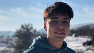 Halı sahada rahatsızlanan üniversiteli genç kurtarılamadı