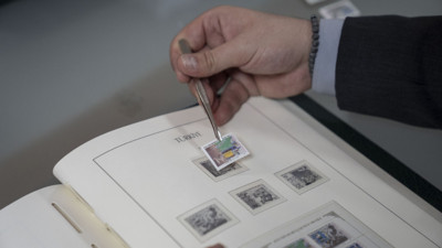 185 yıllık miras: Nadir pullar özel kasalarda saklanıyor