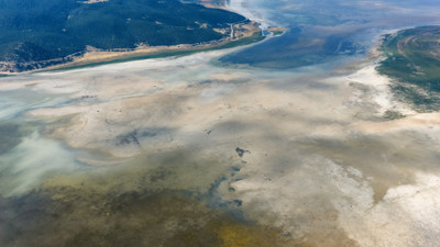 Eğirdir Gölü 'bölündü'