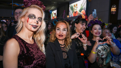 'Korku değil sevgiden': Ölüler Günü Ankara'da kutlandı