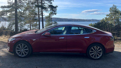 Beş kişi öldü, Tesla'ya kapı davası açıldı