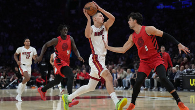 Jovic’ten kariyer rekoru: Heat, Trail Blazers’ı geçti