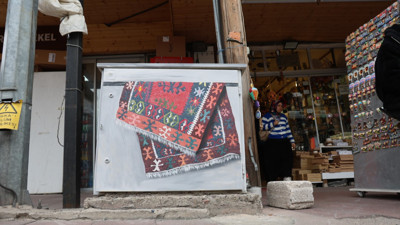 Elektrik panoları sanatla renklendi