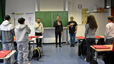 Almanya'da bir lisede Alevilik dersi verilmeye başlandı