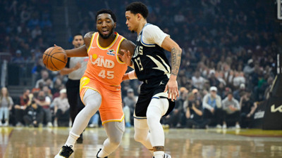 Cavs'de Mitchell 37 sayıyla yıldızlaştı, Bucks hem maçı hem Giannis’i kaybetti