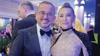 Ali Sabancı bir ay önce ayrıldığı eski eşi Vuslat Doğan’a övgü yağdırdı