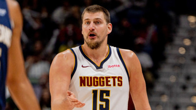 Jokic 'triple-double' ile galibiyeti getirdi