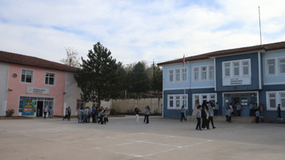 Pazar'ın okullarında zil çalmıyor