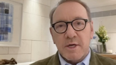 Kevin Spacey 'evsizim' sözlerine açıklık getirdi