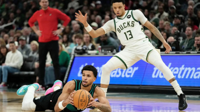 Portland, Milwaukee'yi deplasmanda devirdi: Jerami Grant şov yaptı