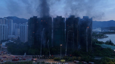 Can kaybı artıyor, yüzlerce kişi kayıp: Yangın faciasında çarpıcı iddia