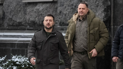 Zelenskiy'nin sağ koluydu, şimdi cepheye gidiyor: İşte düşüşünün perde arkası