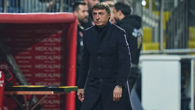 Şota Arveladze: "Taktikseldi, performansla alakalı değildi"