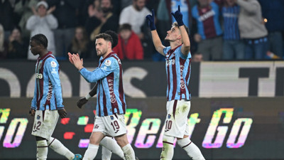 Derbi bitti, Trabzonspor zirveye ortak oldu: Nefesi enselerinde