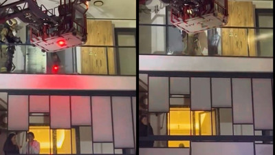 Evini yaktı, itfaiyeye damacana fırlattı