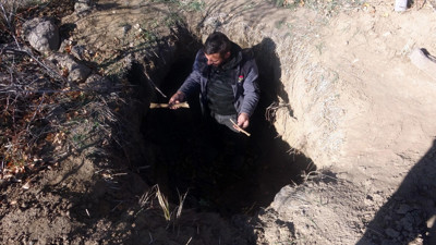 600 yıllık mezarlığı talan ettiler