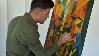 Asayiş uygulamasında hayatını değiştiren karşılaşma: Polis memuru ressam oldu