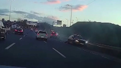 Makas atan sürücü kazaya neden oldu