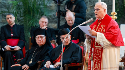 Papa 14. Leo'nun temasları sürüyor