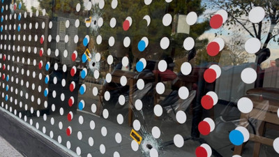 Pizzacıya kurşun yağdırdılar