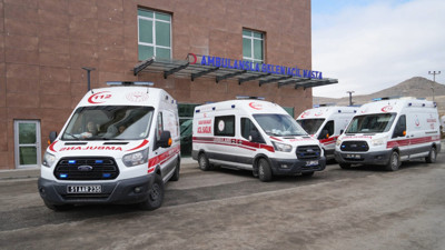 Tavuk döner yiyen 3 öğrenci zehirlendi