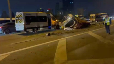 Bağcılar'da zincirleme kaza: Trafik durma noktasında