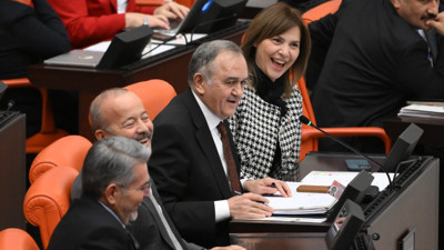 Dili sürçtü, Meclis'ten kahkahalar yükseldi